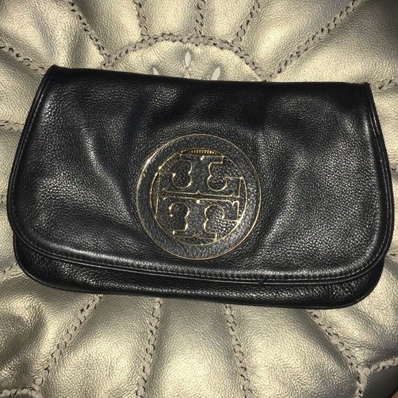 Tory Burch Chain Wallet Purse. Doubles as a clutch - Picture 1 of 4